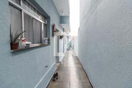 Casa à venda com 210m², 3 quartos e 3 vagasCorredor