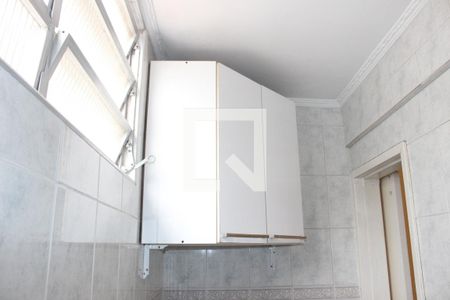 Apartamento para alugar com 60m², 2 quartos e sem vagaBanheiro