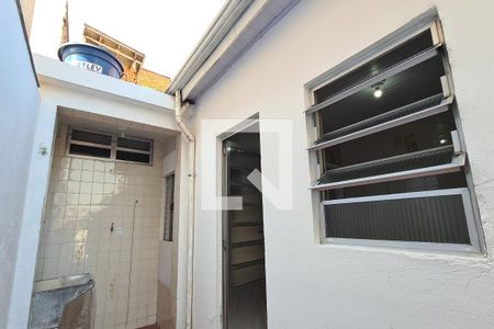 Casa para alugar com 27m², 1 quarto e sem vagaÁrea de Serviço