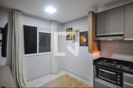 Sala de apartamento para alugar com 2 quartos, 32m² em Parque Munhoz, São Paulo