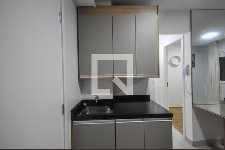 Apartamento para alugar com 32m², 2 quartos e sem vaga Apartamento para alugar com 32m², 2 quartos e sem vagaÁrea de Serviço