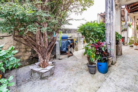 Casa à venda com 250m², 2 quartos e 1 vagaQuintal