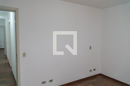 Casa para alugar com 190m², 4 quartos e 2 vagas Casa para alugar com 190m², 4 quartos e 2 vagasQuarto 2