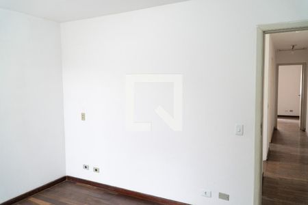 Casa para alugar com 190m², 4 quartos e 2 vagas Casa para alugar com 190m², 4 quartos e 2 vagasSuíte