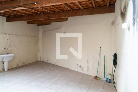 Casa para alugar com 190m², 4 quartos e 2 vagas Casa para alugar com 190m², 4 quartos e 2 vagasQuintal