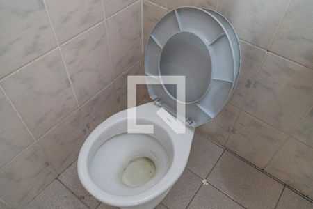 Casa para alugar com 190m², 4 quartos e 2 vagas Casa para alugar com 190m², 4 quartos e 2 vagasBanheiro do Quarto de serviço