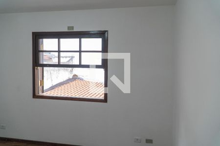 Casa para alugar com 190m², 4 quartos e 2 vagas Casa para alugar com 190m², 4 quartos e 2 vagasQuarto 2