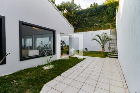 Casa à venda com 440m², 4 quartos e 4 vagasQuintal