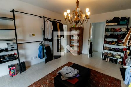 Casa à venda com 440m², 4 quartos e 4 vagasCloset do quarto