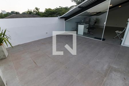 Casa à venda com 440m², 4 quartos e 4 vagasTerraço