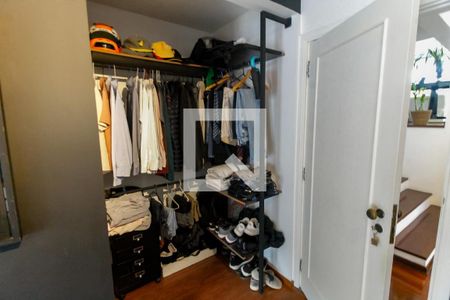 Casa à venda com 440m², 4 quartos e 4 vagasCloset da suíte 1