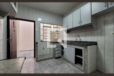 Casa à venda com 90m², 1 quarto e 2 vagasCozinha
