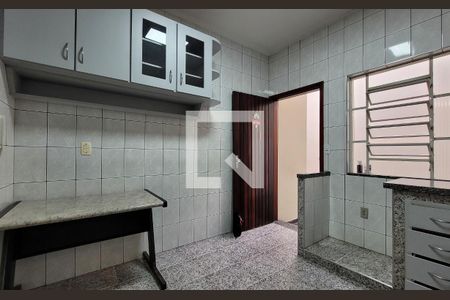 Casa à venda com 90m², 1 quarto e 2 vagasCozinha