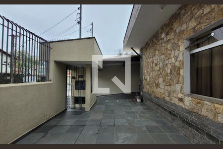 Casa à venda com 90m², 1 quarto e 2 vagasQuintal 