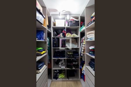 Casa à venda com 410m², 3 quartos e 1 vagaCloset Quarto 2