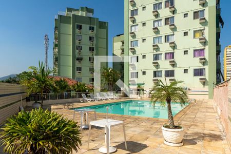 Apartamento à venda com 73m², 3 quartos e 1 vaga Apartamento à venda com 73m², 3 quartos e 1 vagaÁrea comum - Piscina