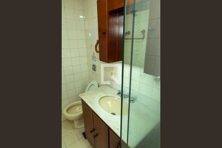 Apartamento à venda com 73m², 3 quartos e 1 vaga Apartamento à venda com 73m², 3 quartos e 1 vagaBanheiro 1
