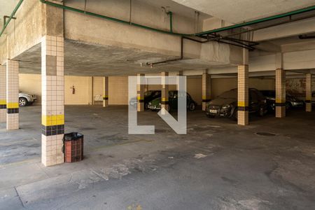 Apartamento à venda com 73m², 3 quartos e 1 vaga Apartamento à venda com 73m², 3 quartos e 1 vagaÁrea comum - Garagem coberta