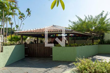 Apartamento à venda com 73m², 3 quartos e 1 vaga Apartamento à venda com 73m², 3 quartos e 1 vagaÁrea comum - Churrasqueira