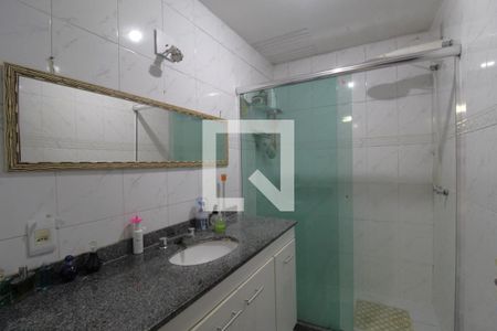 Casa para alugar com 250m², 3 quartos e 3 vagasBanheiro da suíte