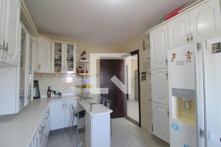 Casa para alugar com 250m², 3 quartos e 3 vagasCozinha