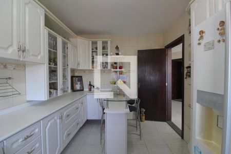 Casa para alugar com 250m², 3 quartos e 3 vagasCozinha