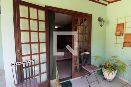 Casa para alugar com 250m², 3 quartos e 3 vagasVaranda da suíte