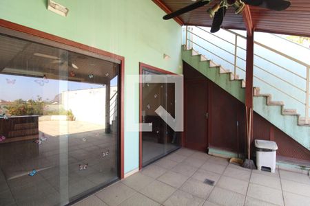 Casa para alugar com 250m², 3 quartos e 3 vagasChurrasqueira