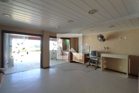 Casa para alugar com 250m², 3 quartos e 3 vagasSalão