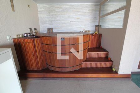 Casa para alugar com 250m², 3 quartos e 3 vagasSalão - Ofurô