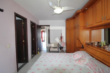 Casa para alugar com 250m², 3 quartos e 3 vagasSuíte