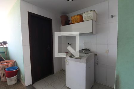 Casa para alugar com 250m², 3 quartos e 3 vagasÁrea de serviço