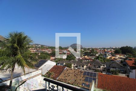 Varanda da sala - Vista de casa para alugar com 3 quartos, 250m² em Anil, Rio de Janeiro