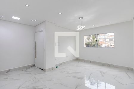 Casa à venda com 219m², 3 quartos e 5 vagasSala