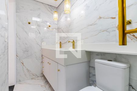 Casa à venda com 219m², 3 quartos e 5 vagasBanheiro da Suíte