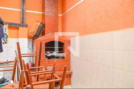 Casa à venda com 220m², 3 quartos e 3 vagasÁrea de Serviço