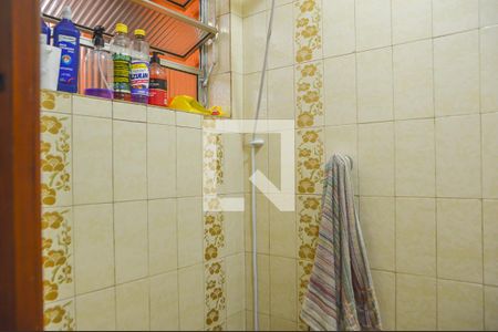 Casa à venda com 220m², 3 quartos e 3 vagasBanheiro 2