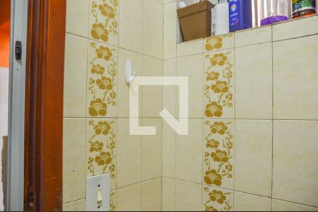 Casa à venda com 220m², 3 quartos e 3 vagasBanheiro 2