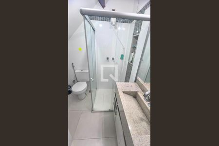 Casa à venda com 390m², 5 quartos e 8 vagasBanheiro 3