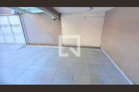 Casa à venda com 390m², 5 quartos e 8 vagasÁrea comum