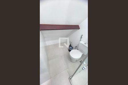 Casa à venda com 390m², 5 quartos e 8 vagasBanheiro 3