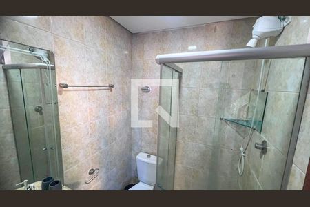 Casa à venda com 390m², 5 quartos e 8 vagasBanheiro 2