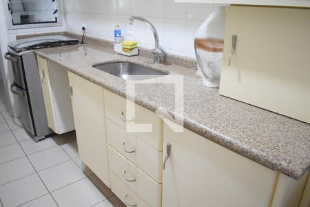 Apartamento à venda com 90m², 2 quartos e 1 vagaCozinha