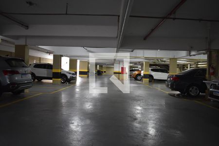 Garagem de apartamento à venda com 2 quartos, 90m² em Batel, Curitiba