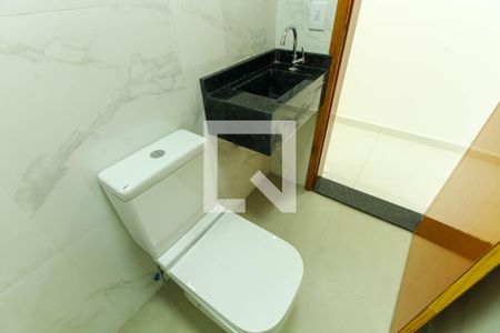 Casa à venda com 137m², 3 quartos e 2 vagasBanheiro