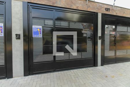 Casa à venda com 137m², 3 quartos e 2 vagasFachada