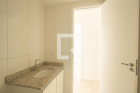 Apartamento para alugar com 130m², 3 quartos e 2 vagasDetalhe do Banheiro Social 1