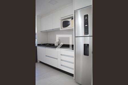Apartamento para alugar com 74m², 3 quartos e 2 vagasCozinha
