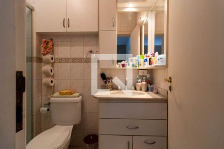 Casa de condomínio à venda com 159m², 3 quartos e 2 vagasBanheiro