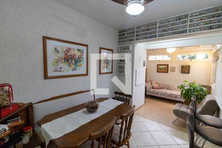 Casa de condomínio à venda com 159m², 3 quartos e 2 vagasSala de Jantar